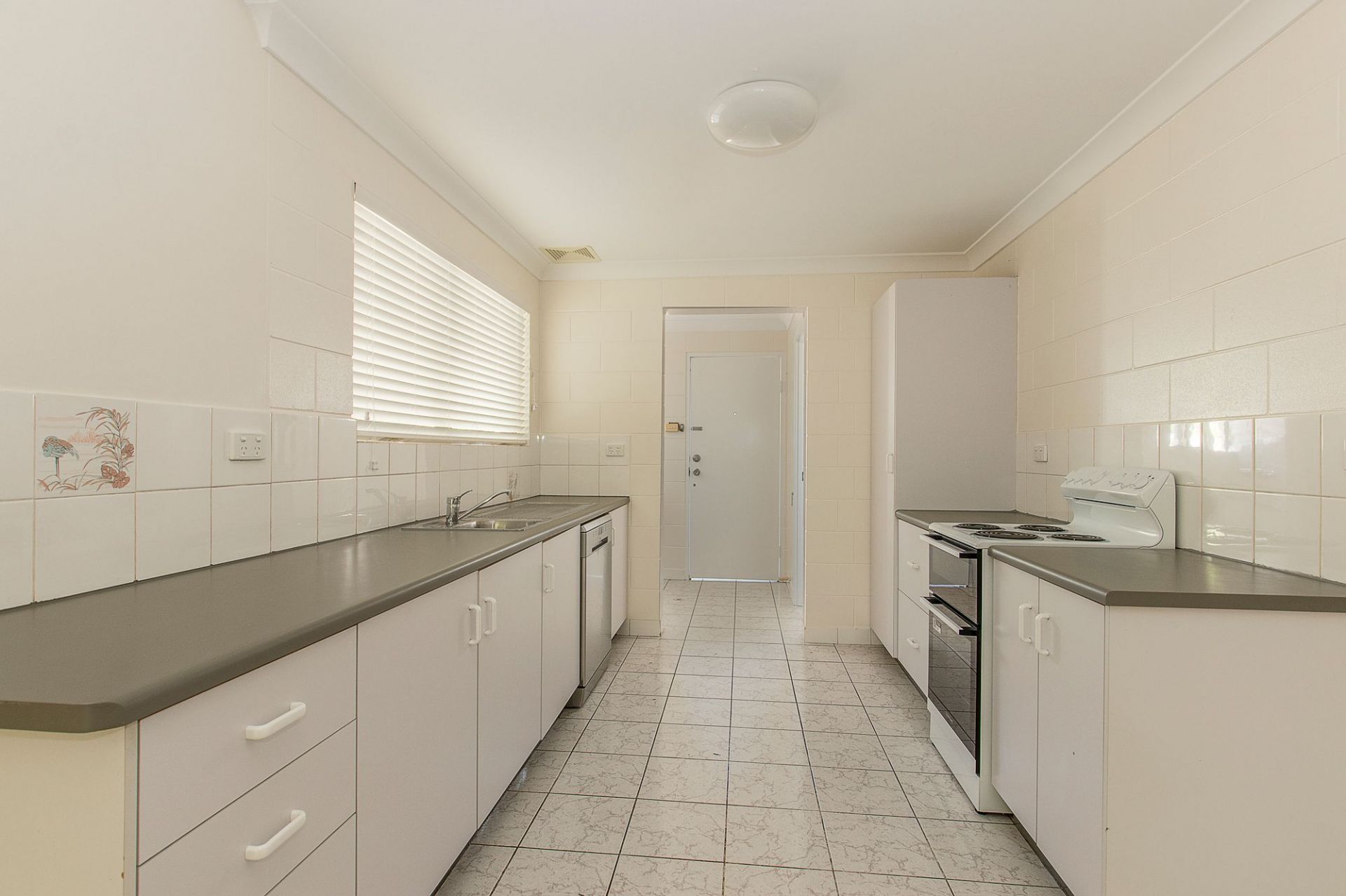 2/126 Mitchell Street, North Ward Harcourts Kingsberry Townsville