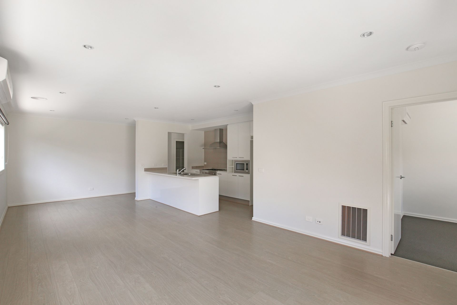 Great Location in Mernda Village