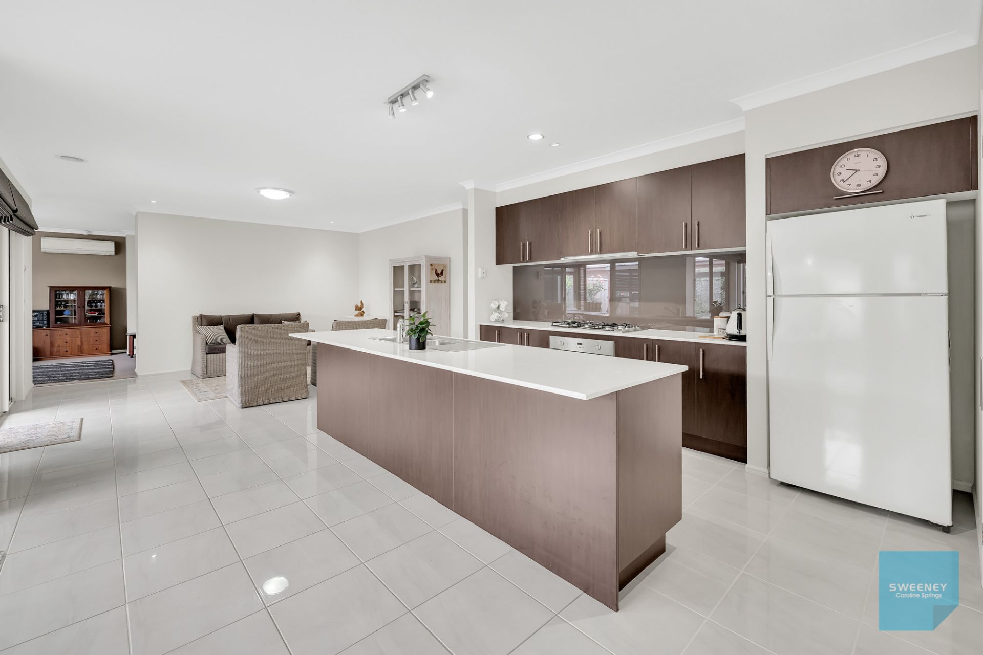 9 Turitable Way, Caroline Springs - Thumbnail 4