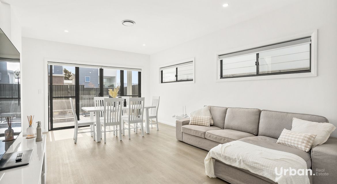 Tullimbar 35 Candelo Place