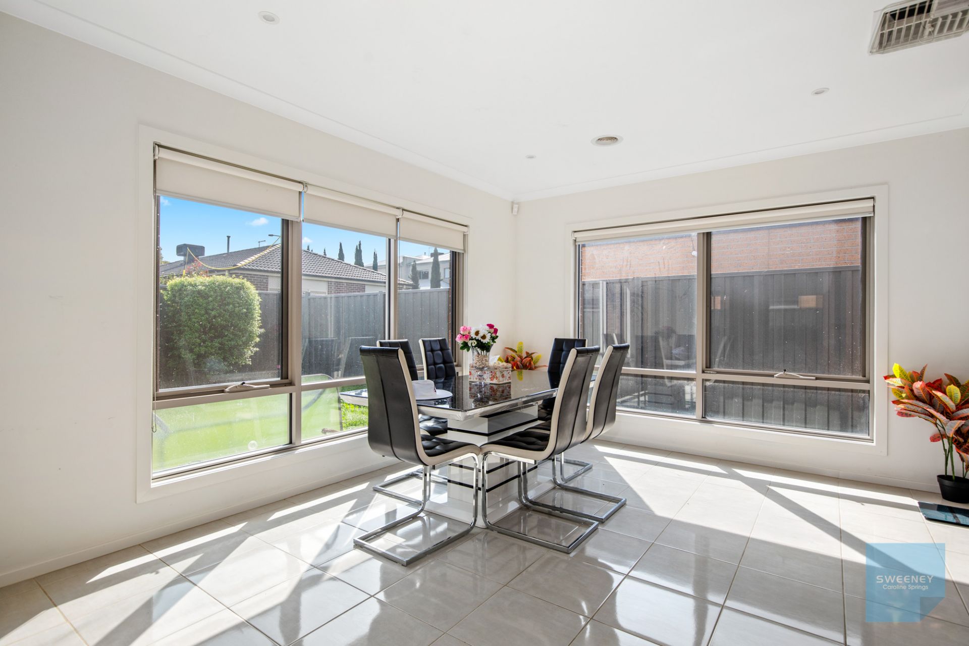 27 Aria Boulevard, Fraser Rise - Thumbnail 6