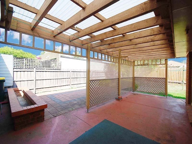 10 Peppermint Court, Altona Meadows - Thumbnail 5