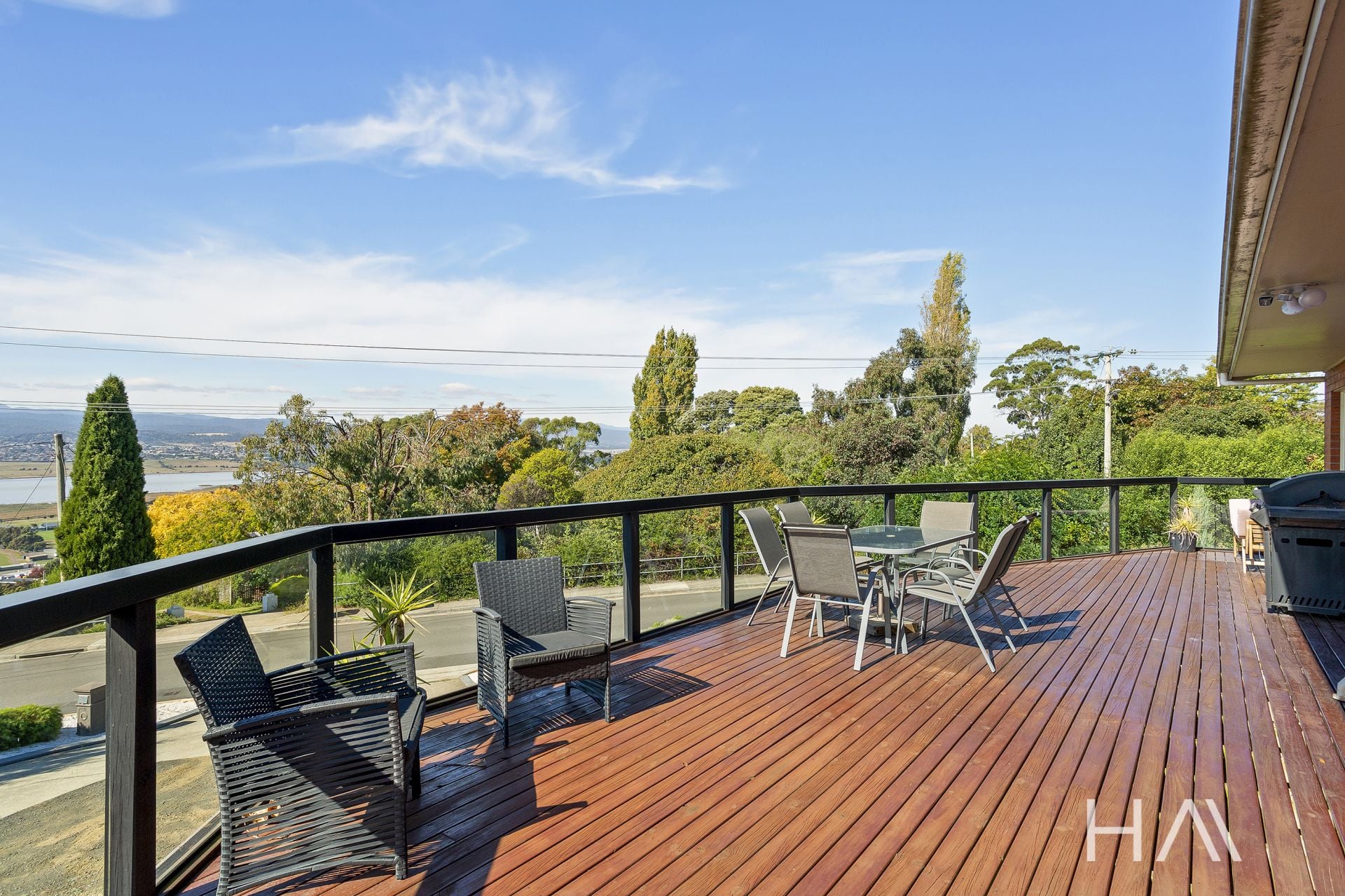 72 Cormiston Road Riverside, Riverside - Thumbnail 5