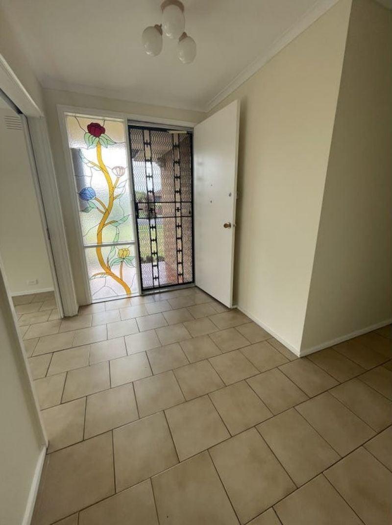 43 Pinetree Crescent, Lalor