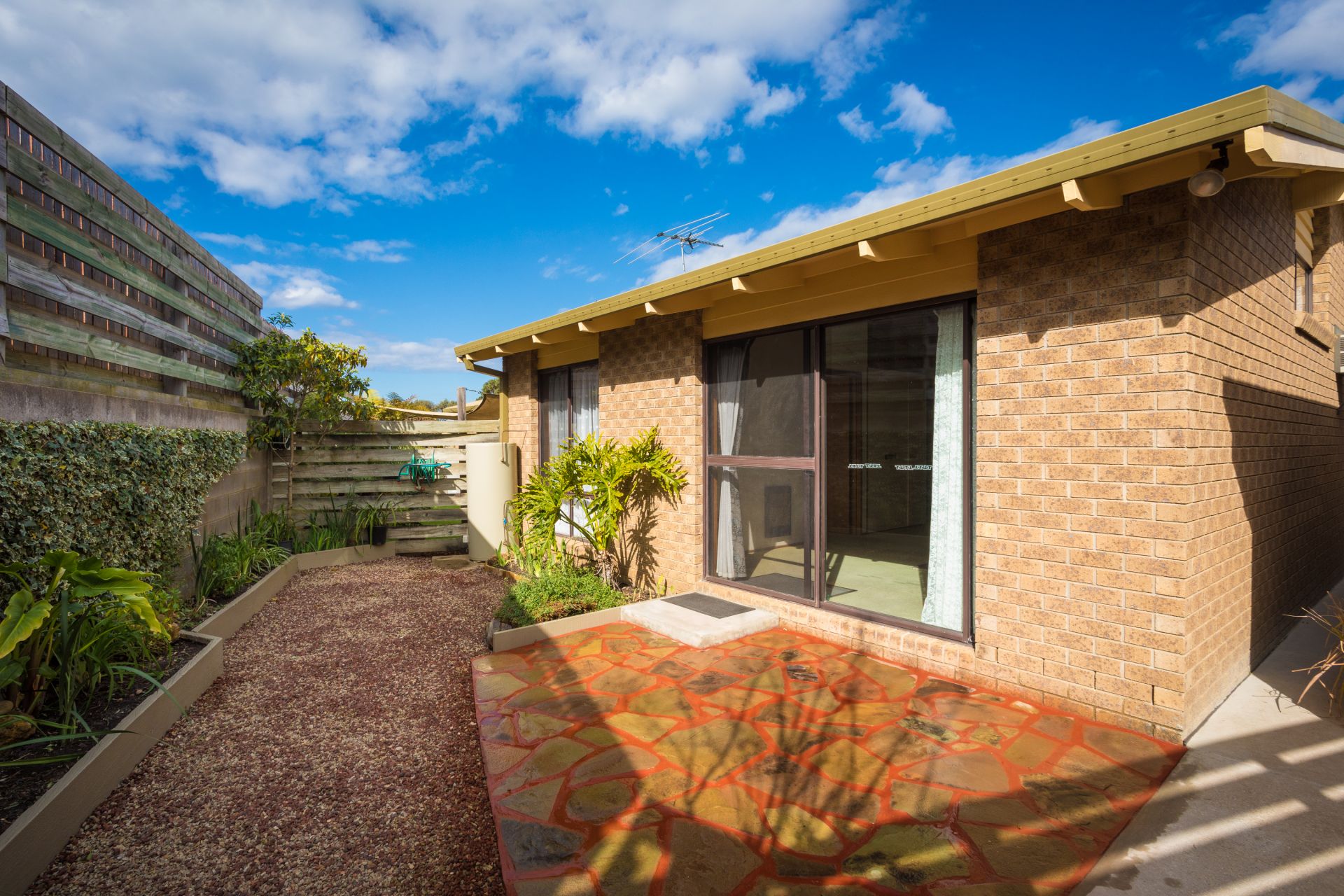 7/10 Quondola St, Pambula