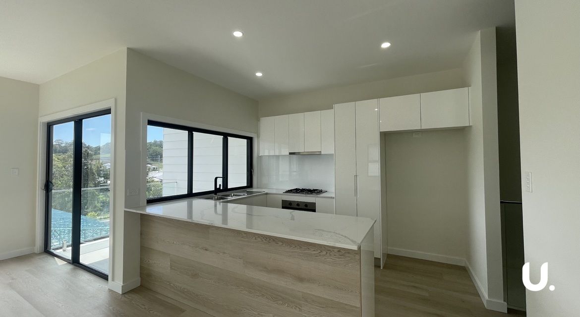 Tullimbar 37 Candelo Place