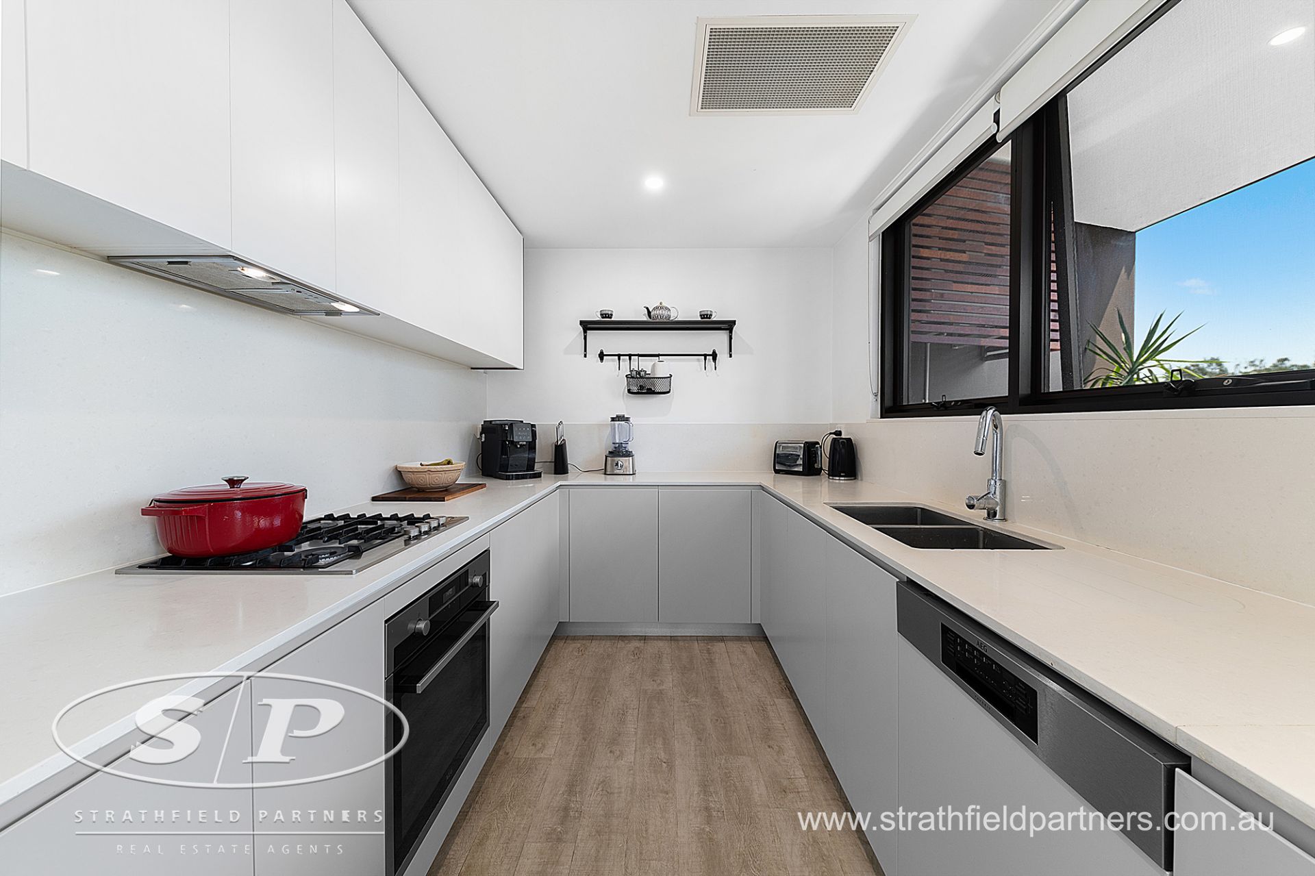 A302/40-42 Loftus Crescent Homebush NSW, Homebush - Thumbnail 6