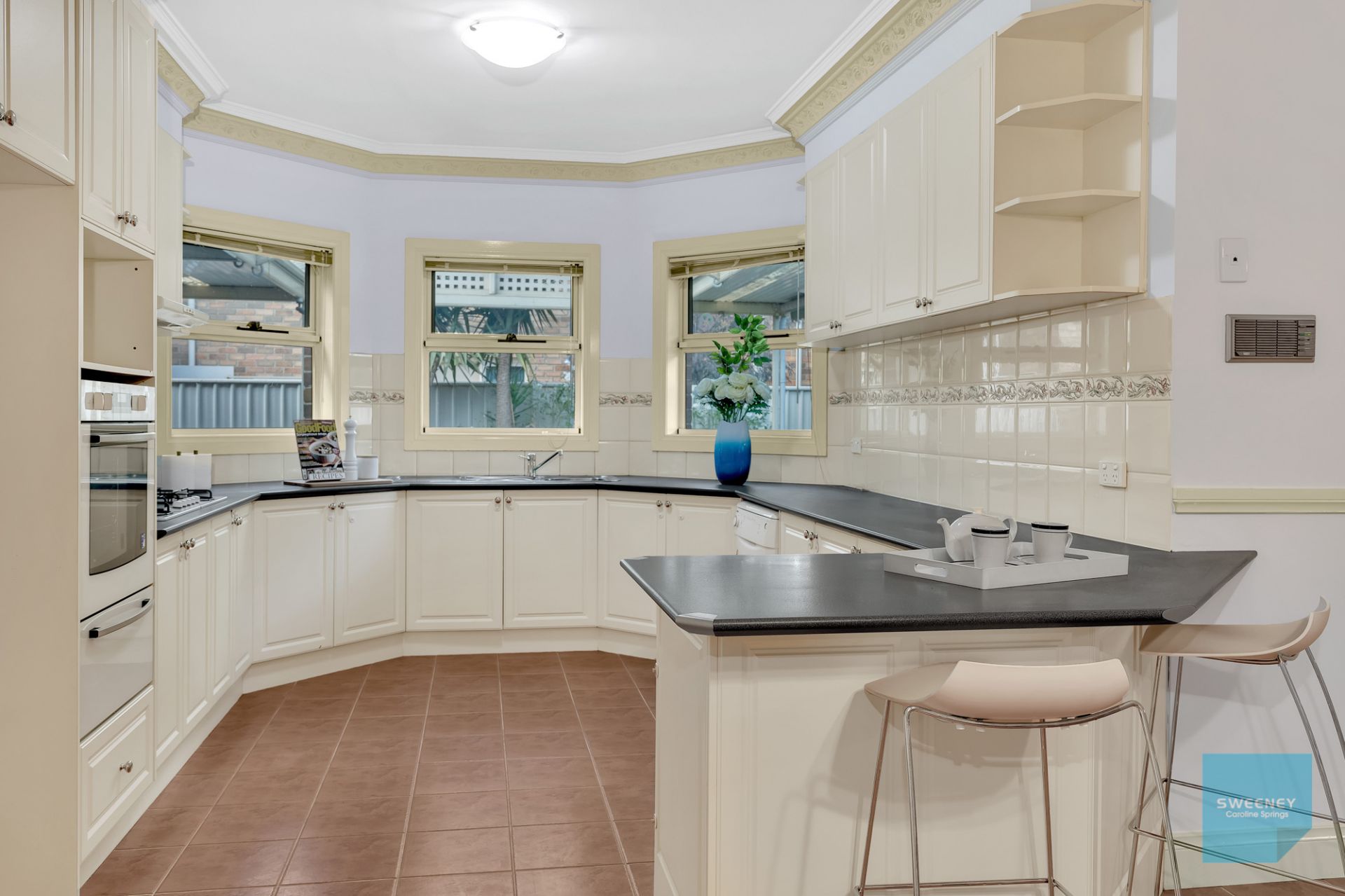10 Windsor Gardens, Caroline Springs - Thumbnail 3