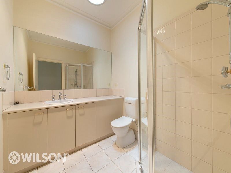 2/13 Caramar Avenue, Brighton East