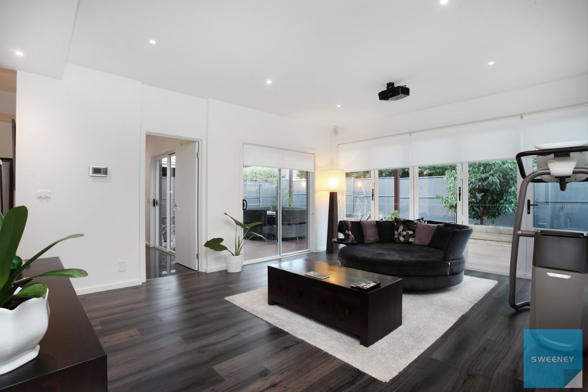 2 Jolimont Street, Caroline Springs - Thumbnail 6