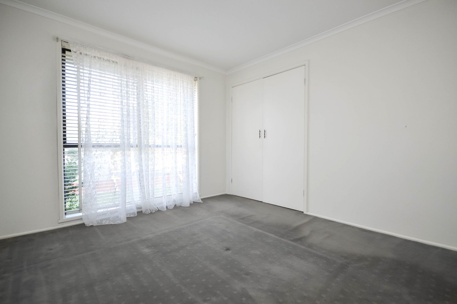 PRICE DROPPED, COSY AND PERFECTLY POSITIONED!