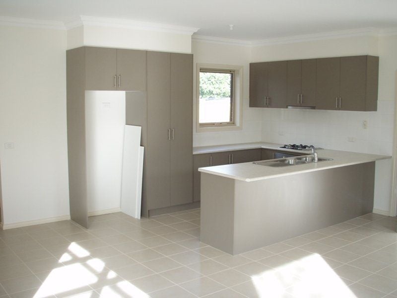 3/12 Birdwood Street, Reservoir