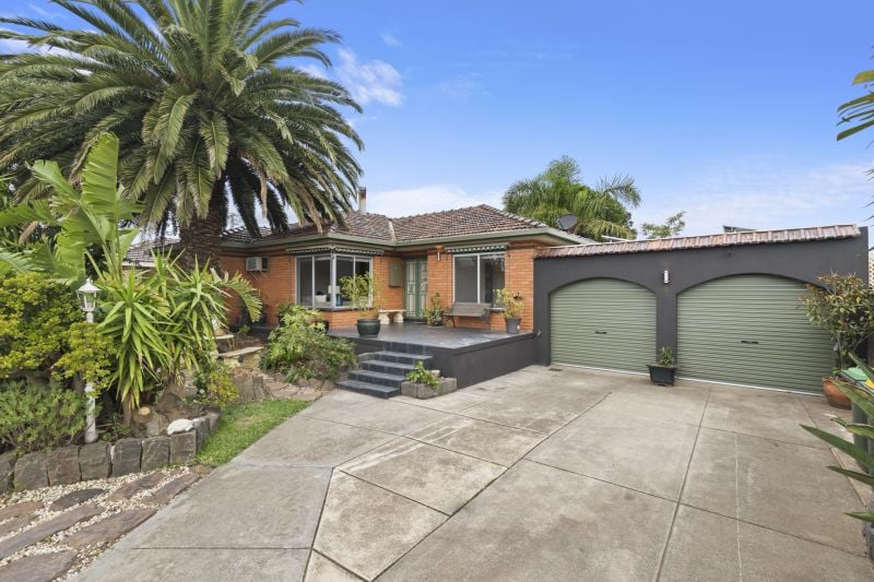 11 Falcon Street, Thomastown