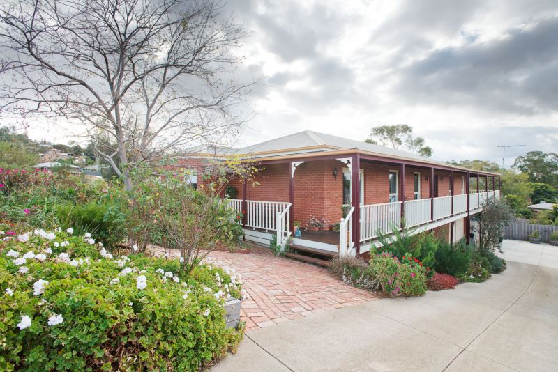 7 Robertsons Road, Bacchus Marsh - Thumbnail 2