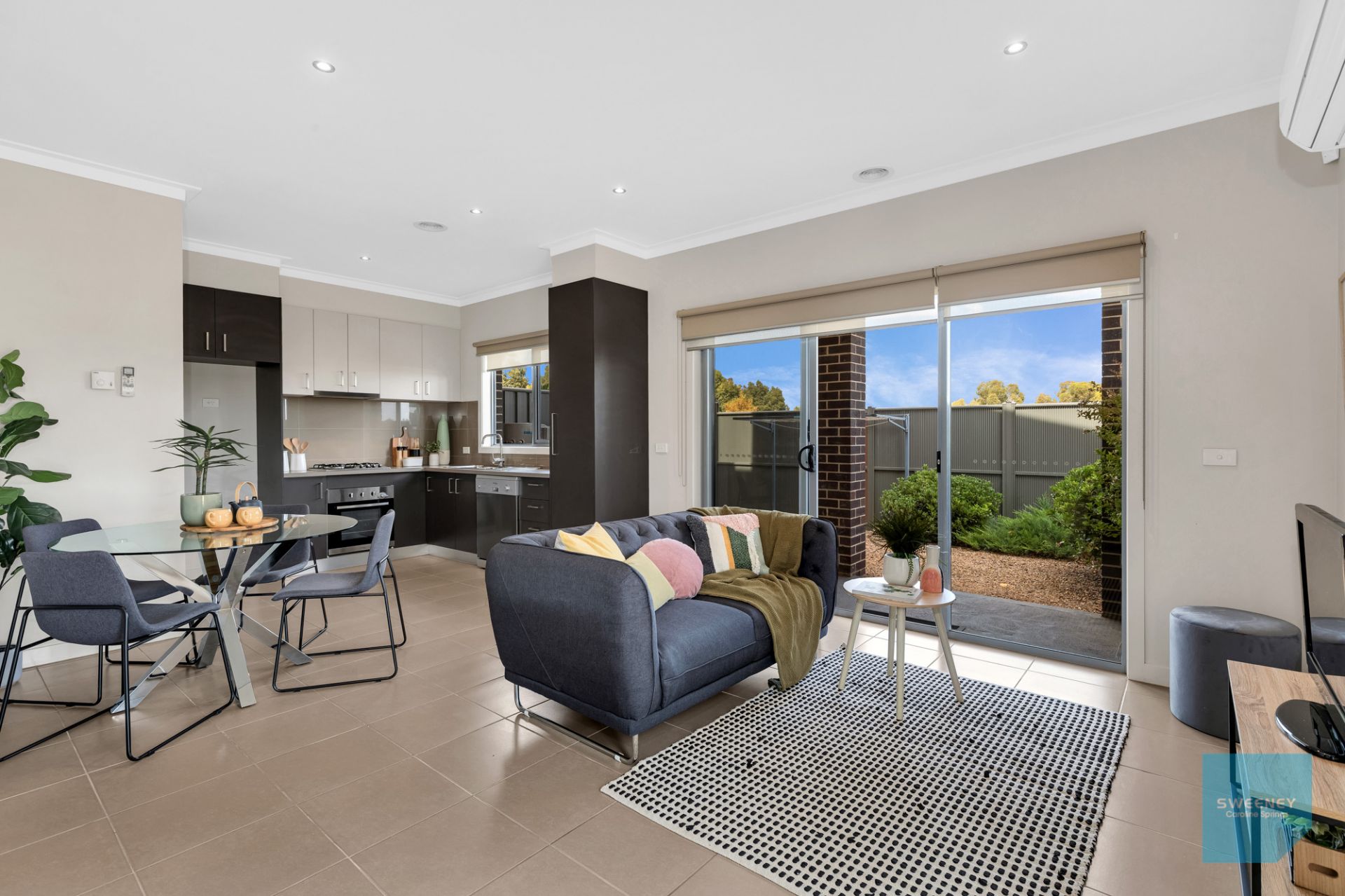 6/69-77 Lancefield Drive, Caroline Springs - Thumbnail 8