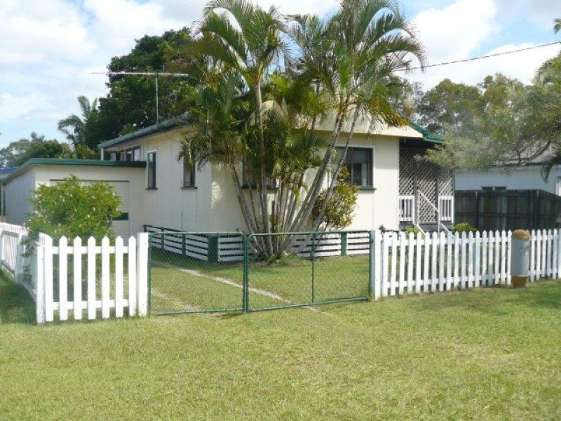 62 Palmer Avenue GOLDEN BEACH QLD, Golden Beach - Thumbnail 2