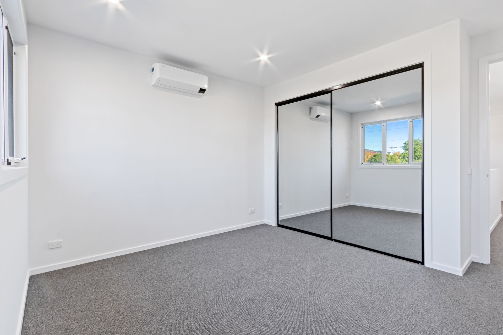 Stunning Brand New Townhouse