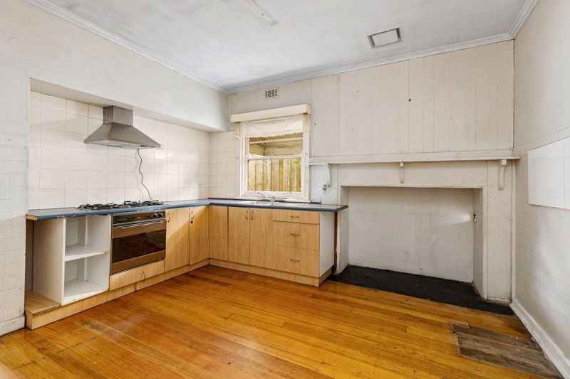 127 Sunshine Road, West Footscray - Thumbnail 6