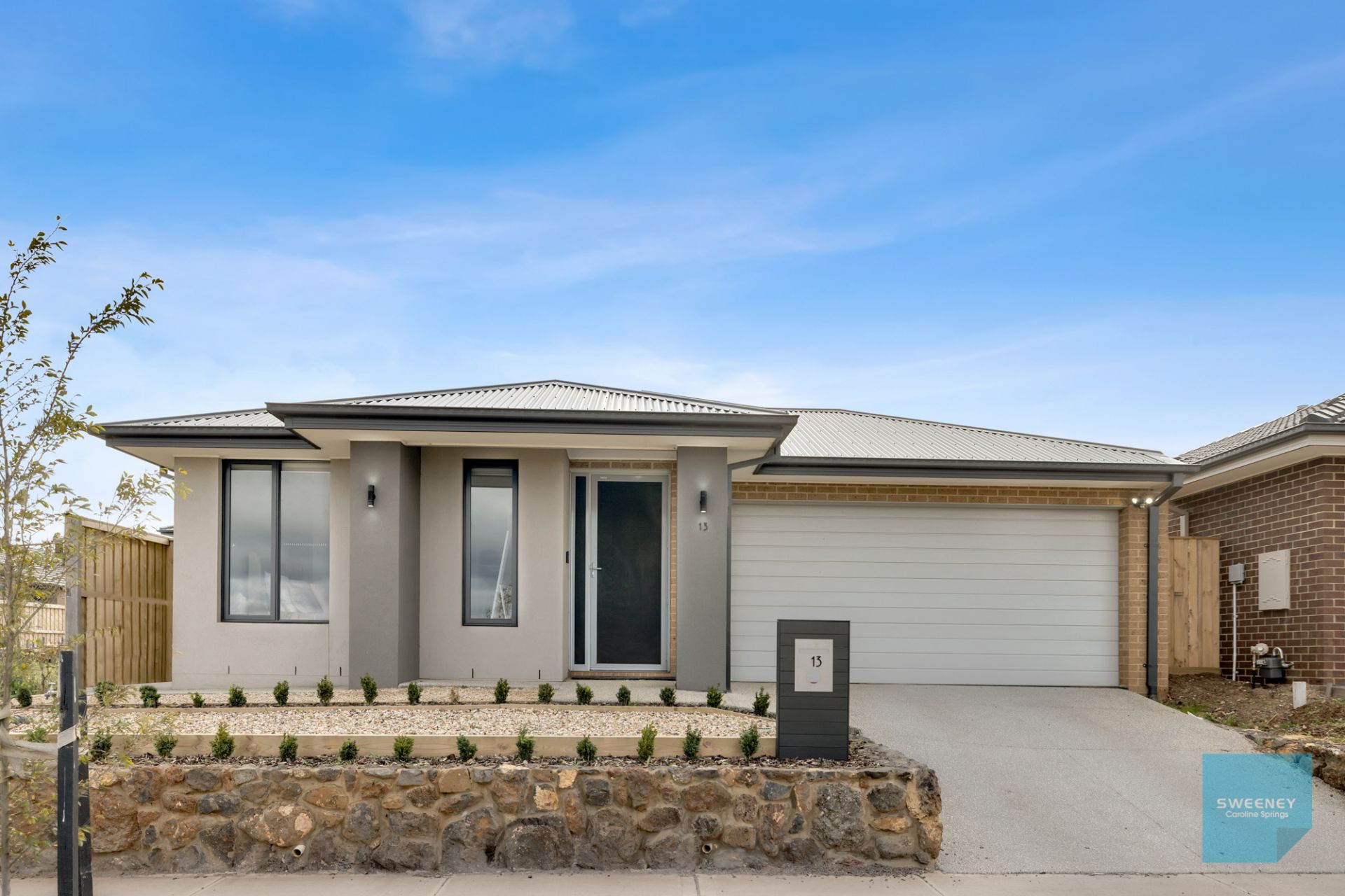 13 Treviso Street, Fraser Rise - Thumbnail 2