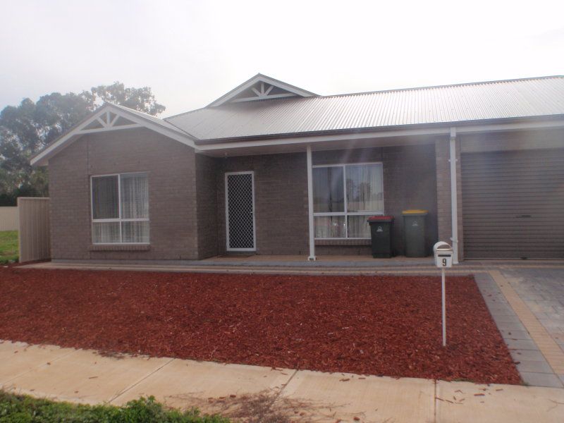9 Chignell Street Reid 5118