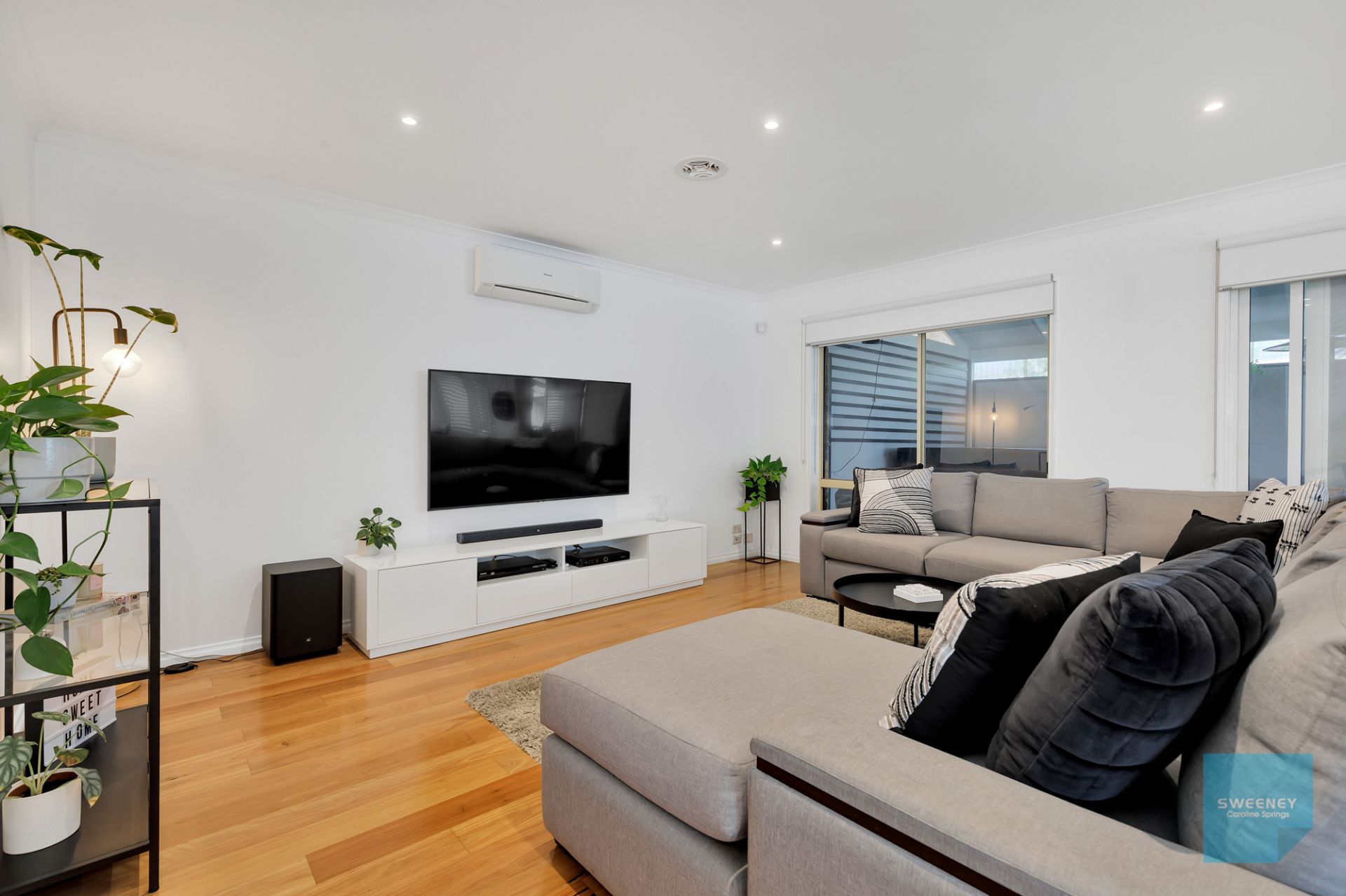 12 Sharrock Close, Caroline Springs - Thumbnail 8