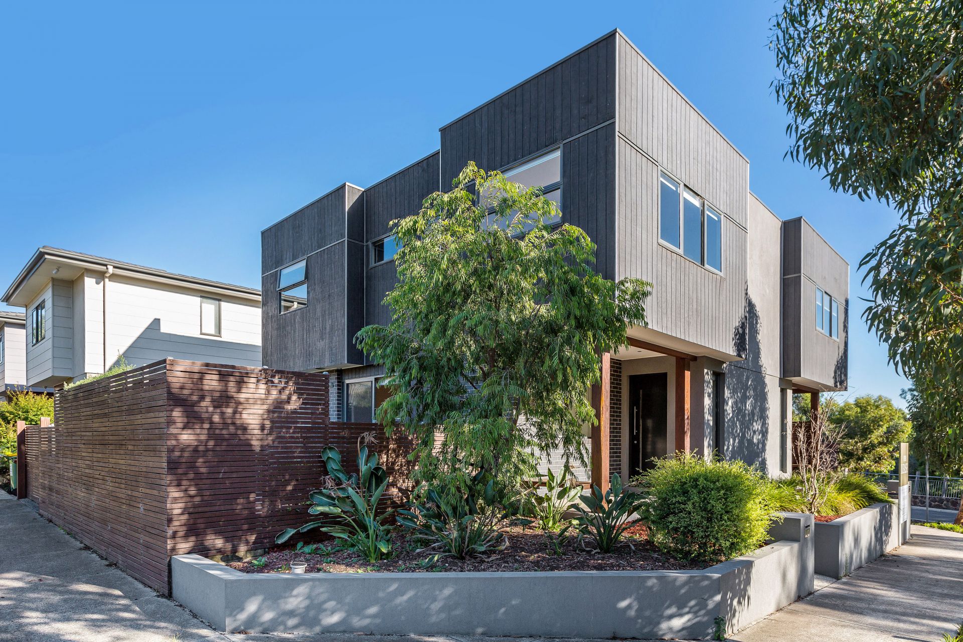 1 Park Avenue, West Footscray - Thumbnail 2