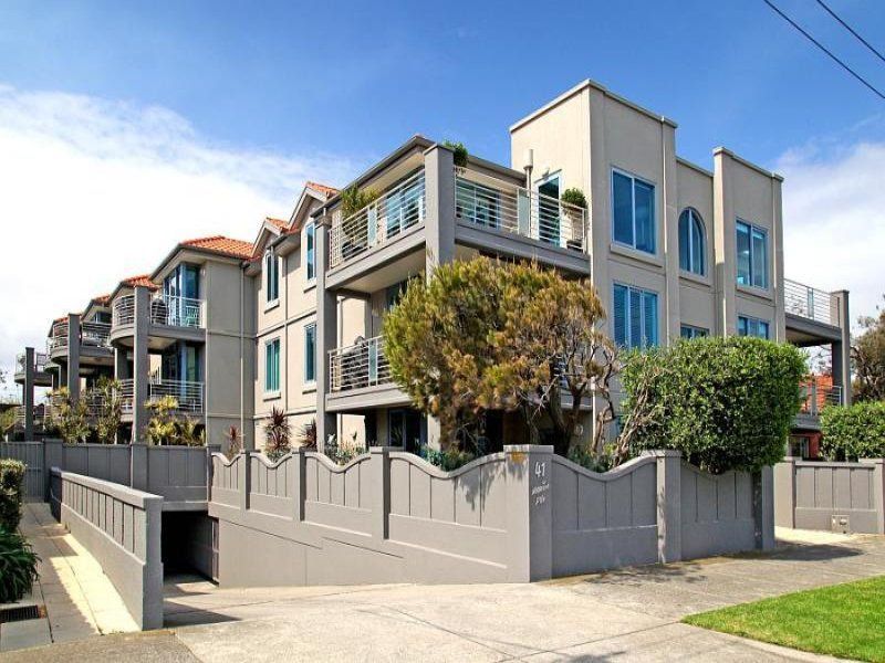 10/41 Marine Parade, St Kilda - Thumbnail 2
