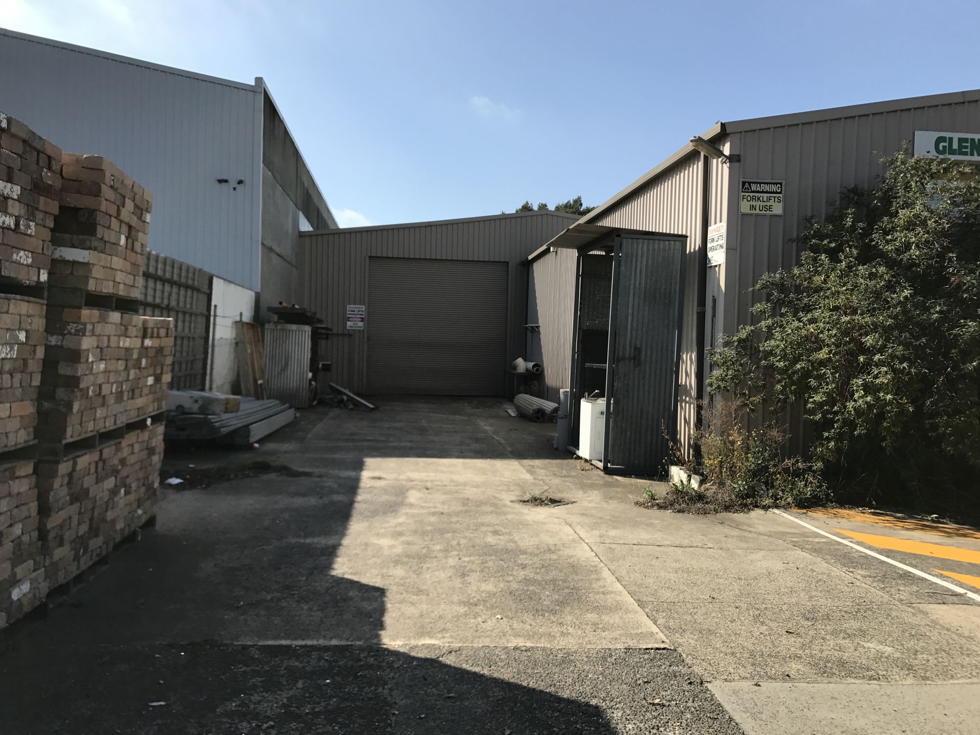 Prime location with easy access to Sydney Rd & Hume Hwy