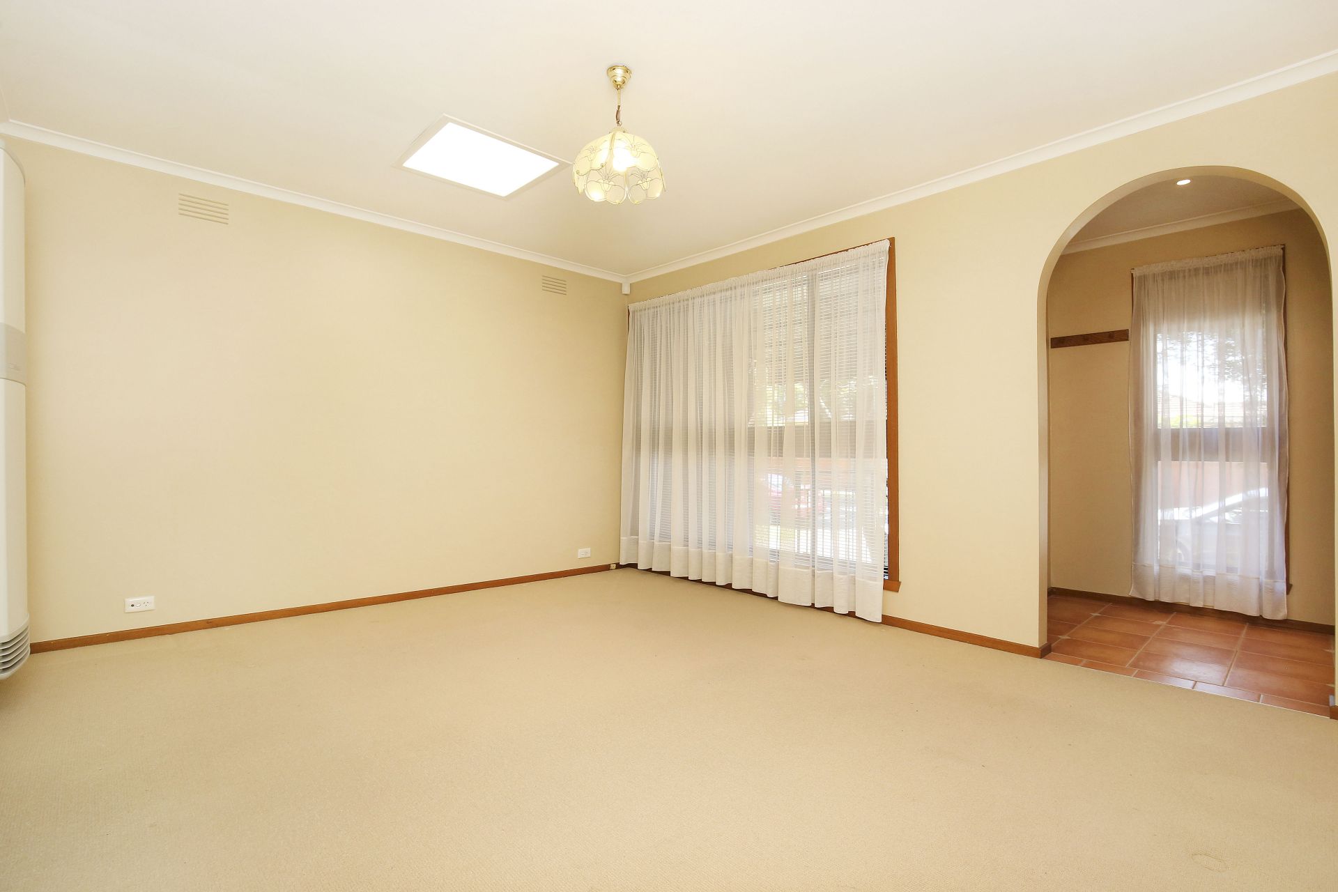 Large, Updated Two Bedroom Unit!