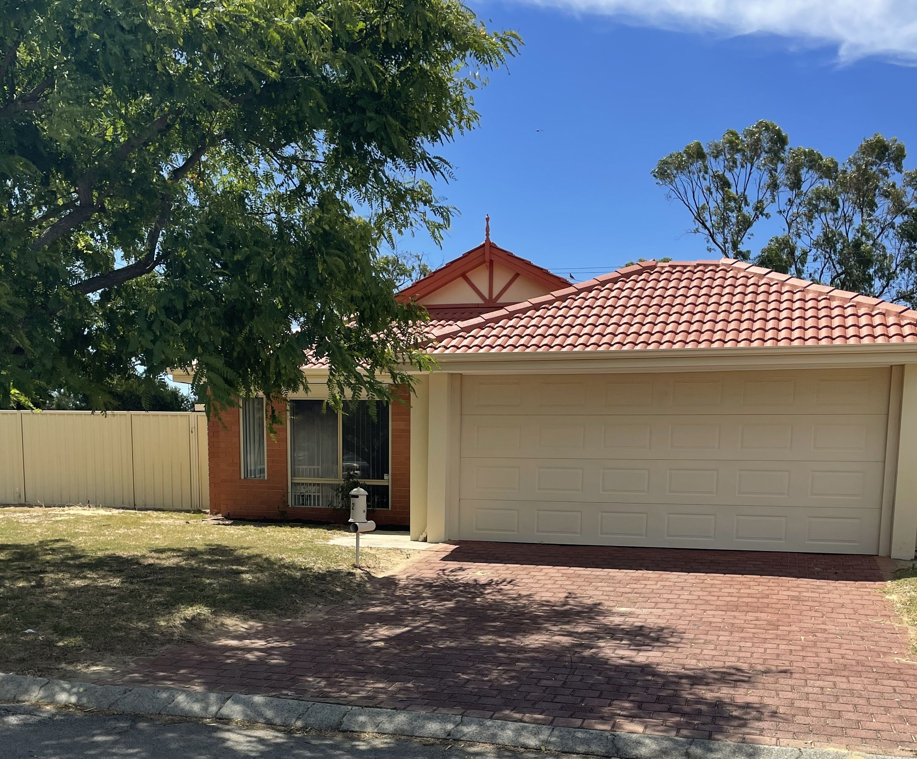 Real Estate For Lease 2 Iona Place Cannington , WA