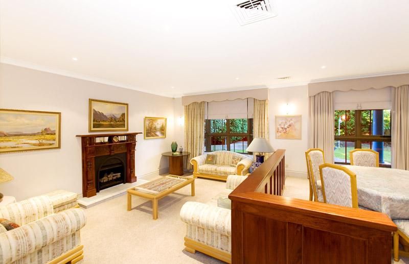 12 The Cloisters, St Ives