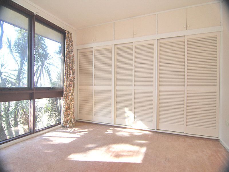 77 Kalgoorlie Crescent, Fisher - Thumbnail 5