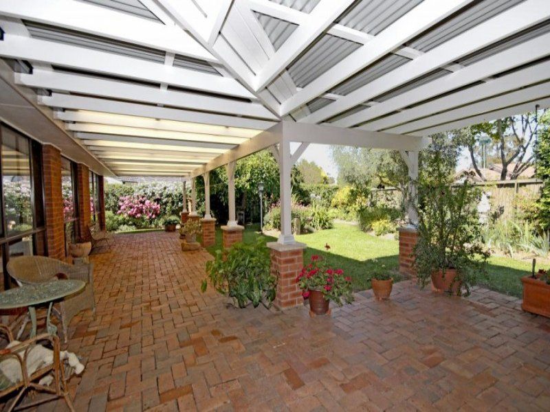 15 Scarsborough Crescent, Bligh Park - Thumbnail 8