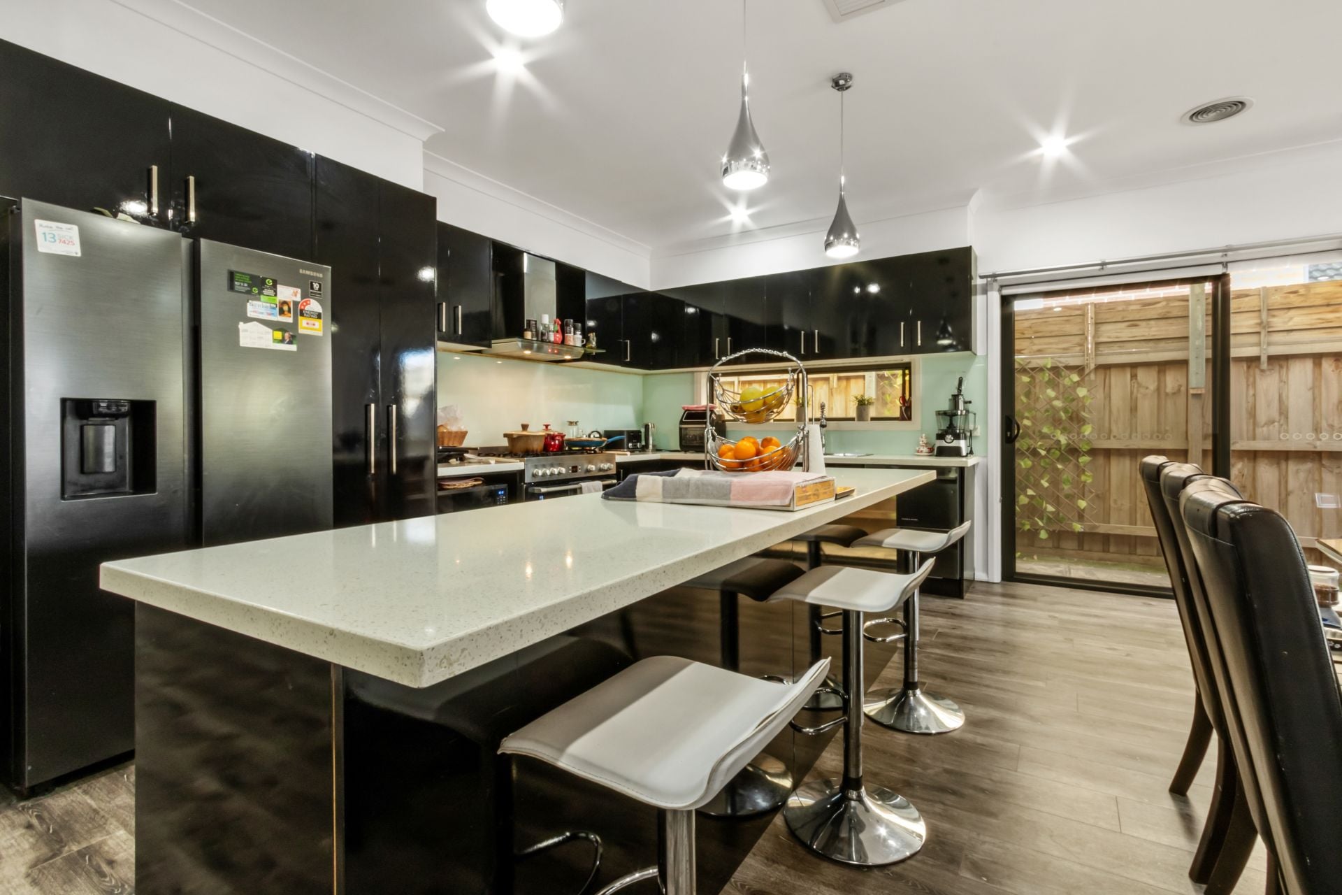STUNNING FAMILY HOME WITH MODERN COMFORTS