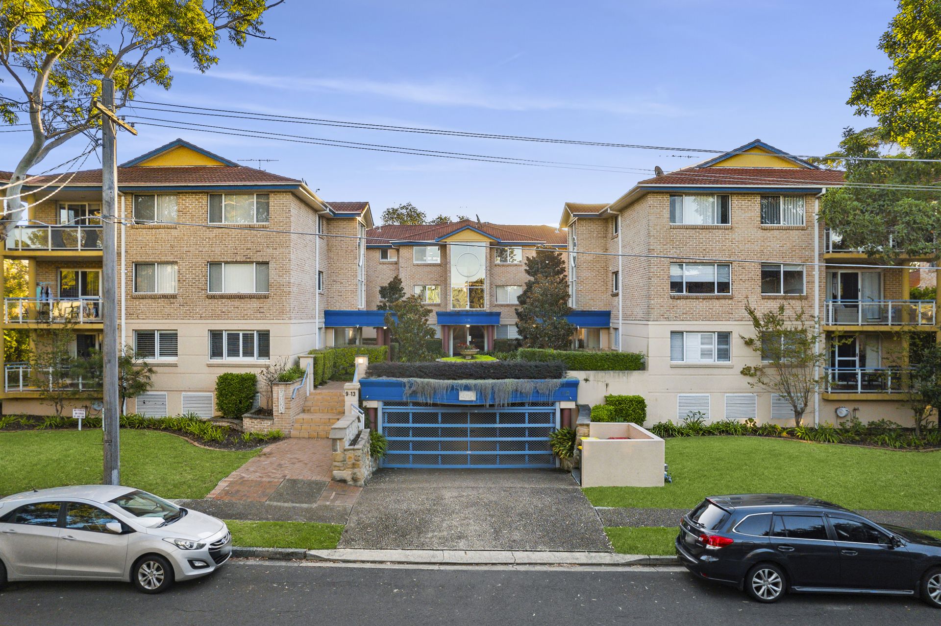 12-9-13-koorabel-avenue-gymea-mattblak-property