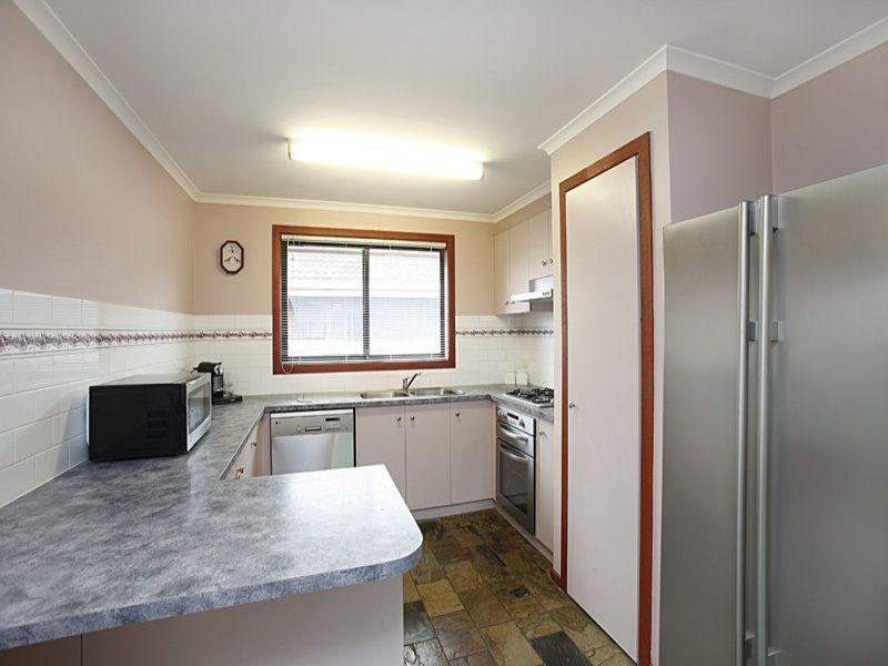 14 Tomkin Court, Altona Meadows - Thumbnail 5