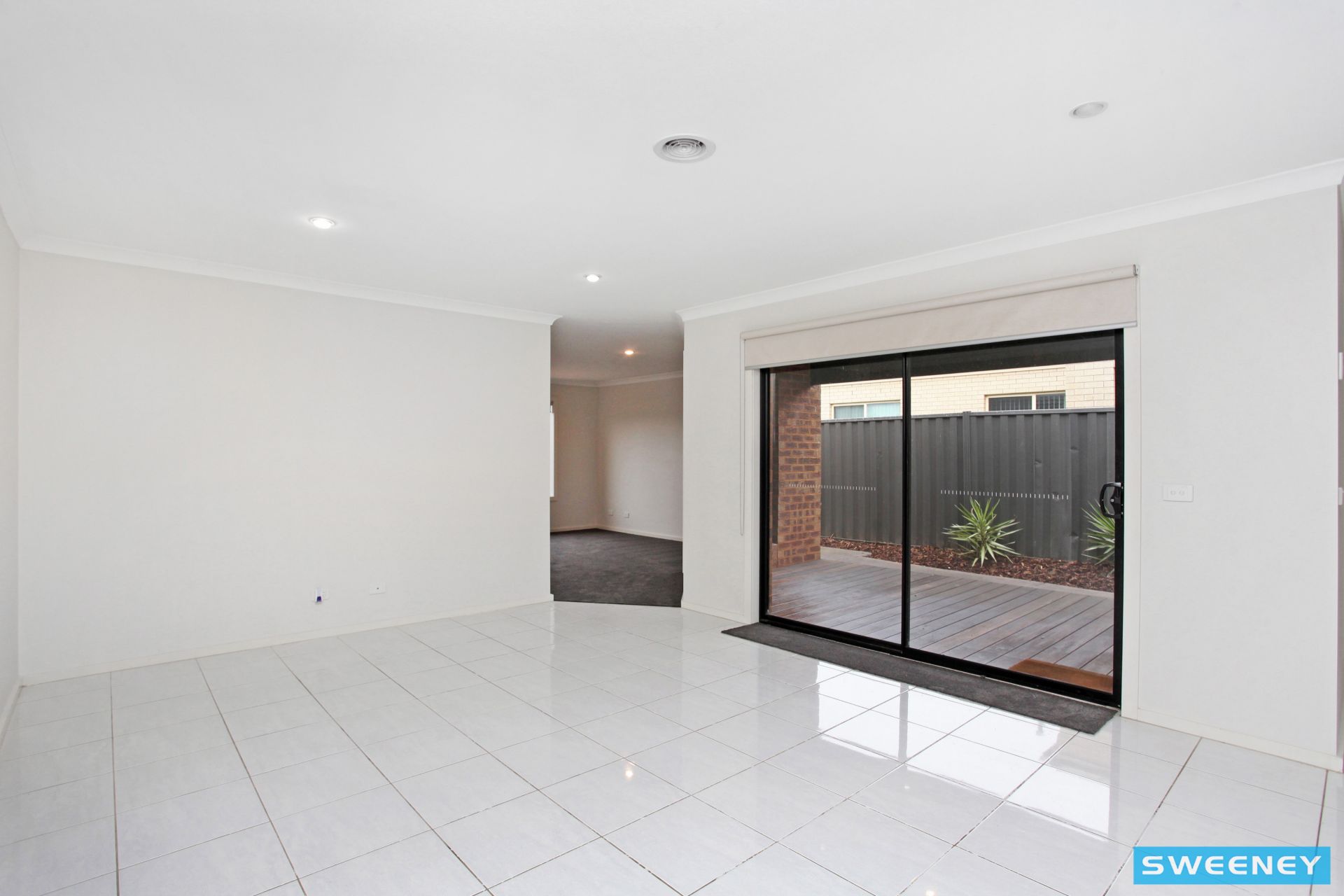 25 Jonah Parade, Deer Park - Thumbnail 6
