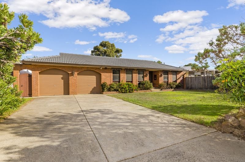 16 Heath Close Ocean Grove VIC, Ocean Grove - Thumbnail 2