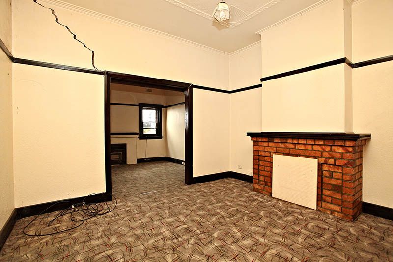 596 Barkly Street, West Footscray - Thumbnail 3