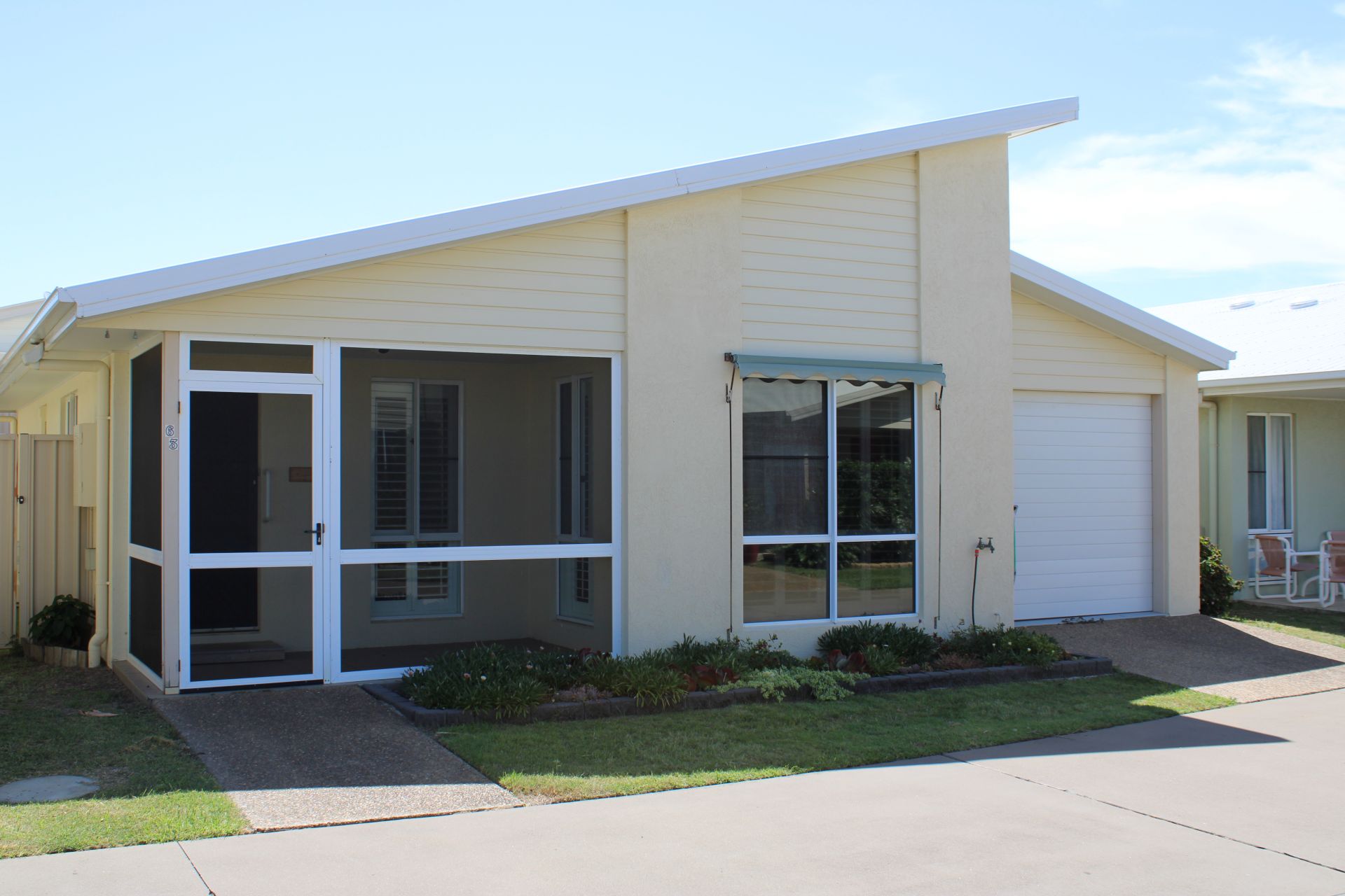 63/39 Wearing Road, BARGARA Four Walls Realty