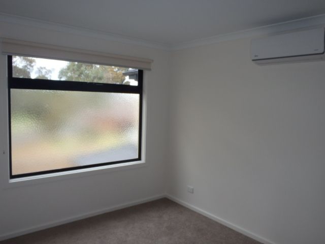 All you need , low maintenance living ** 2 bed townhouse **