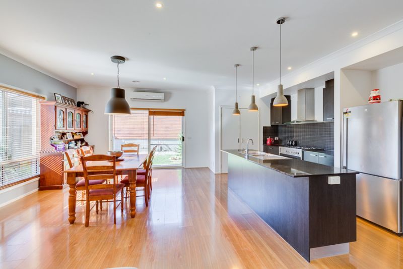 7 Lomandra, Bacchus Marsh - Thumbnail 3