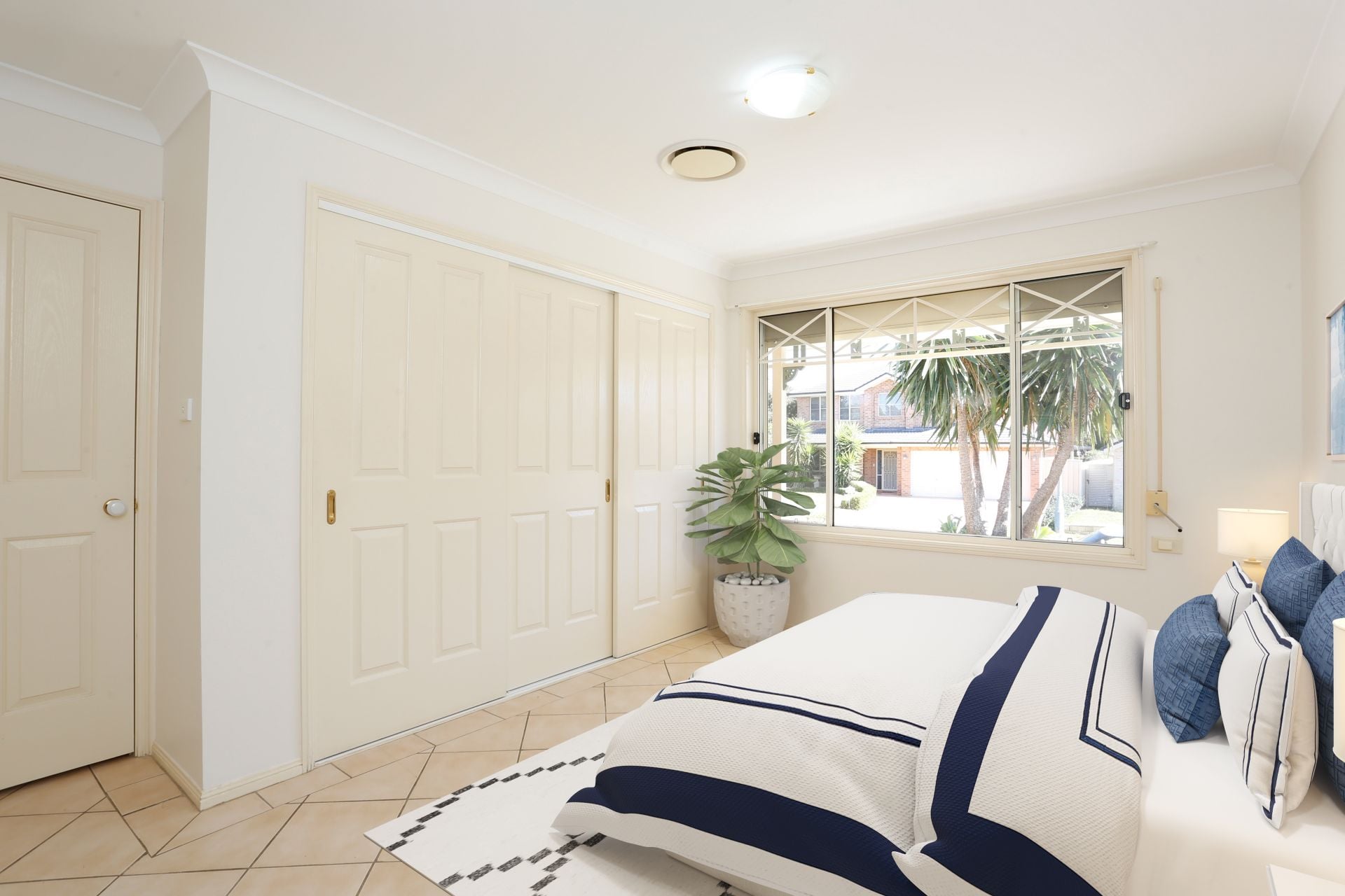 22 Waterford Way Glenmore Park NSW, Glenmore Park - Thumbnail 2