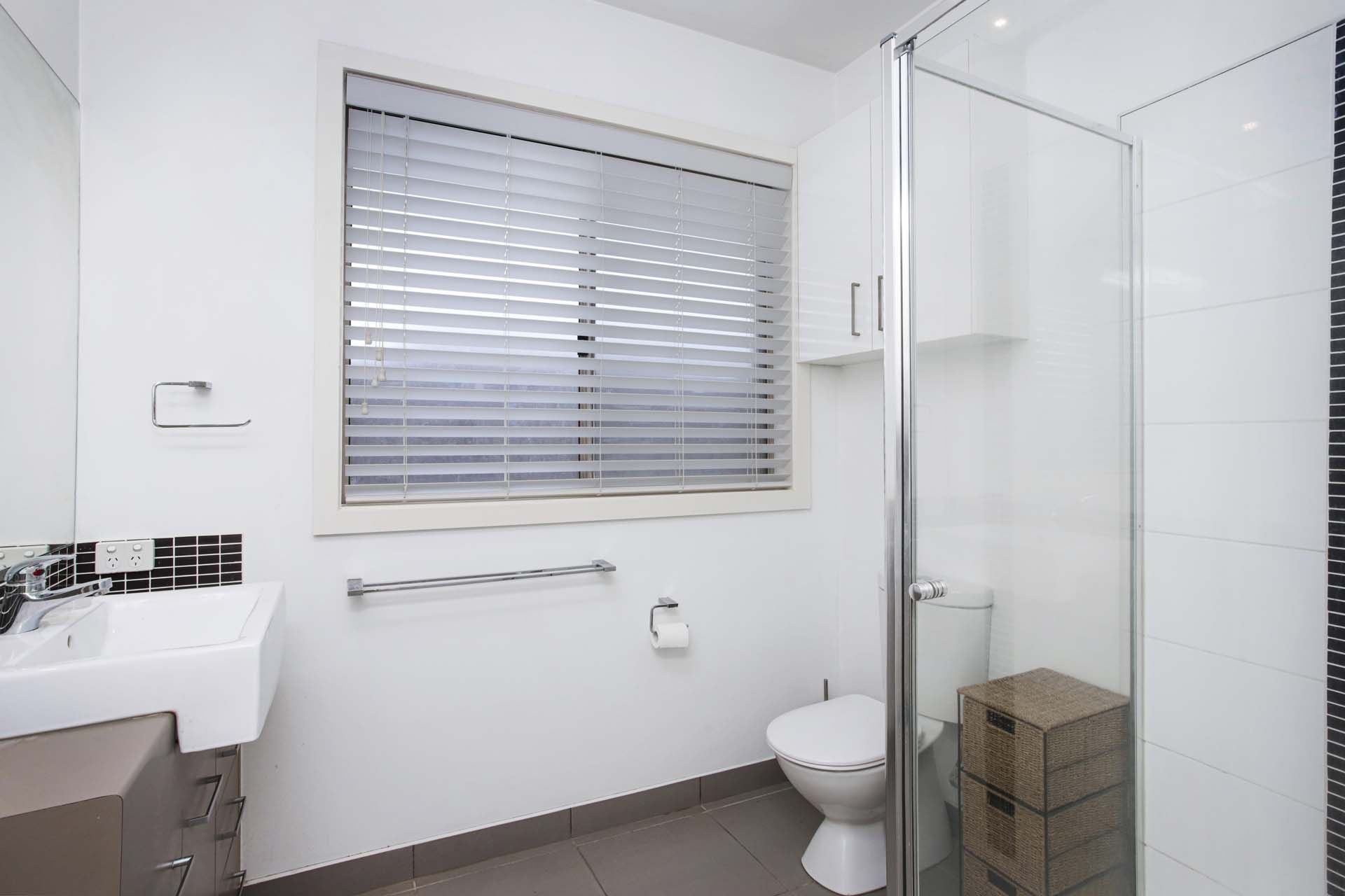 2/4 Edward Avenue Altona North VIC, Altona North - Thumbnail 8