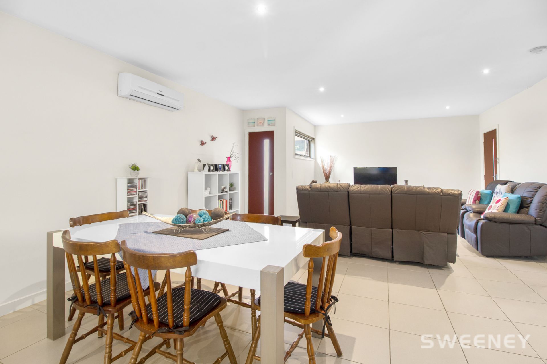 2/10 Linden Street, Altona Meadows - Thumbnail 5