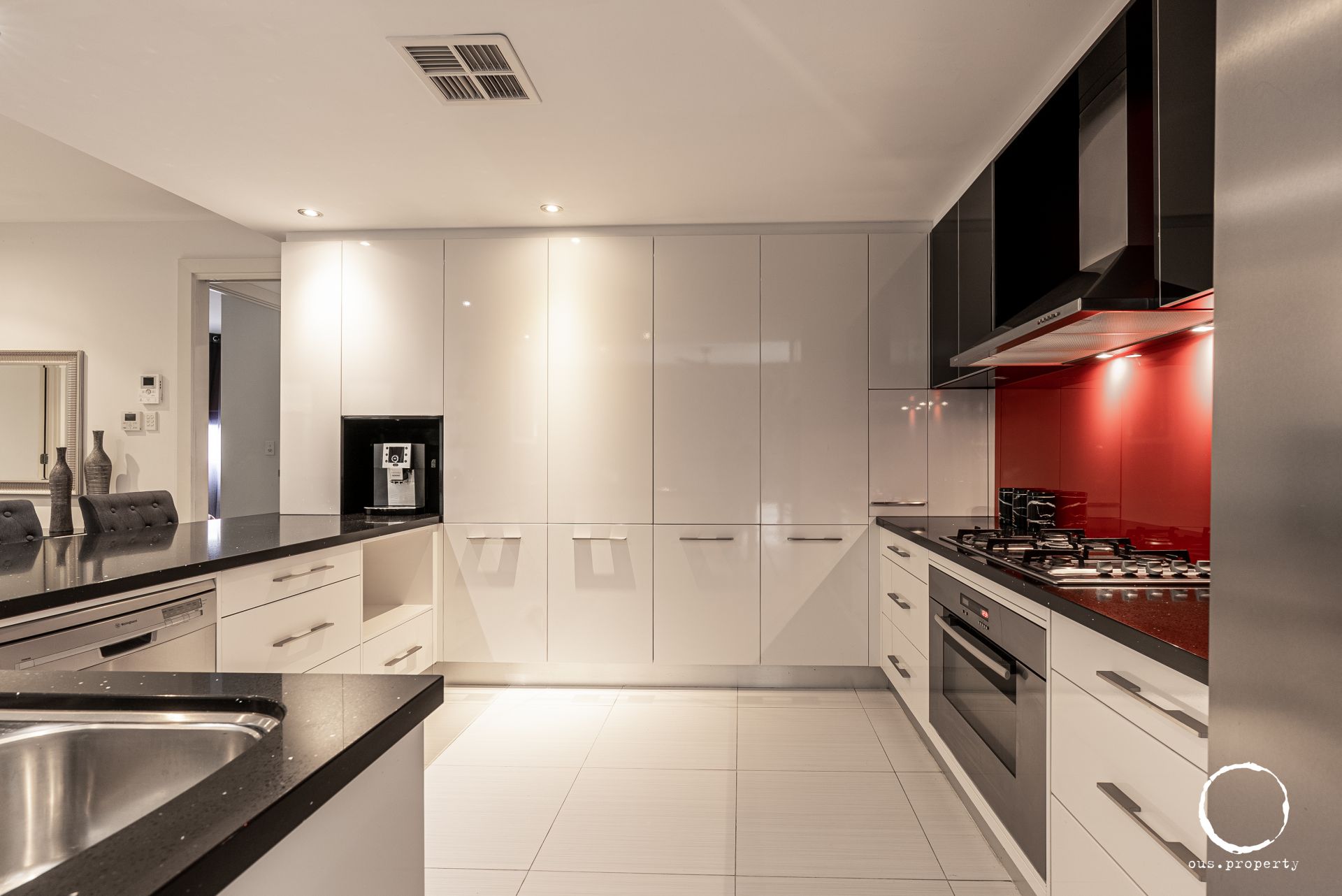 13 Nelson Crescent, Mawson Lakes - Thumbnail 4