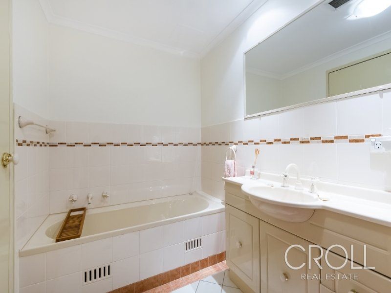26/8 Williams Parade DULWICH HILL NSW, Hill - Thumbnail 2