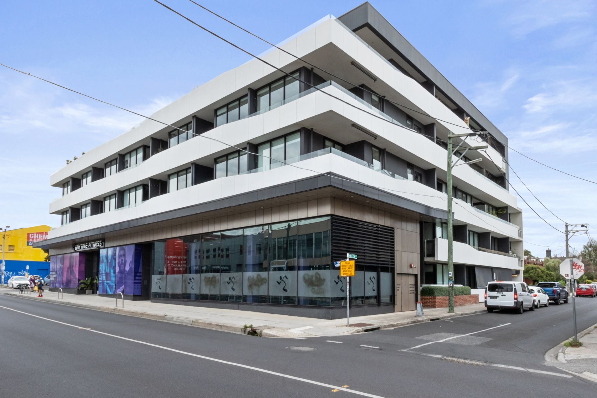 Modern 1 Bedroom Apartment in Vibrant Northcote