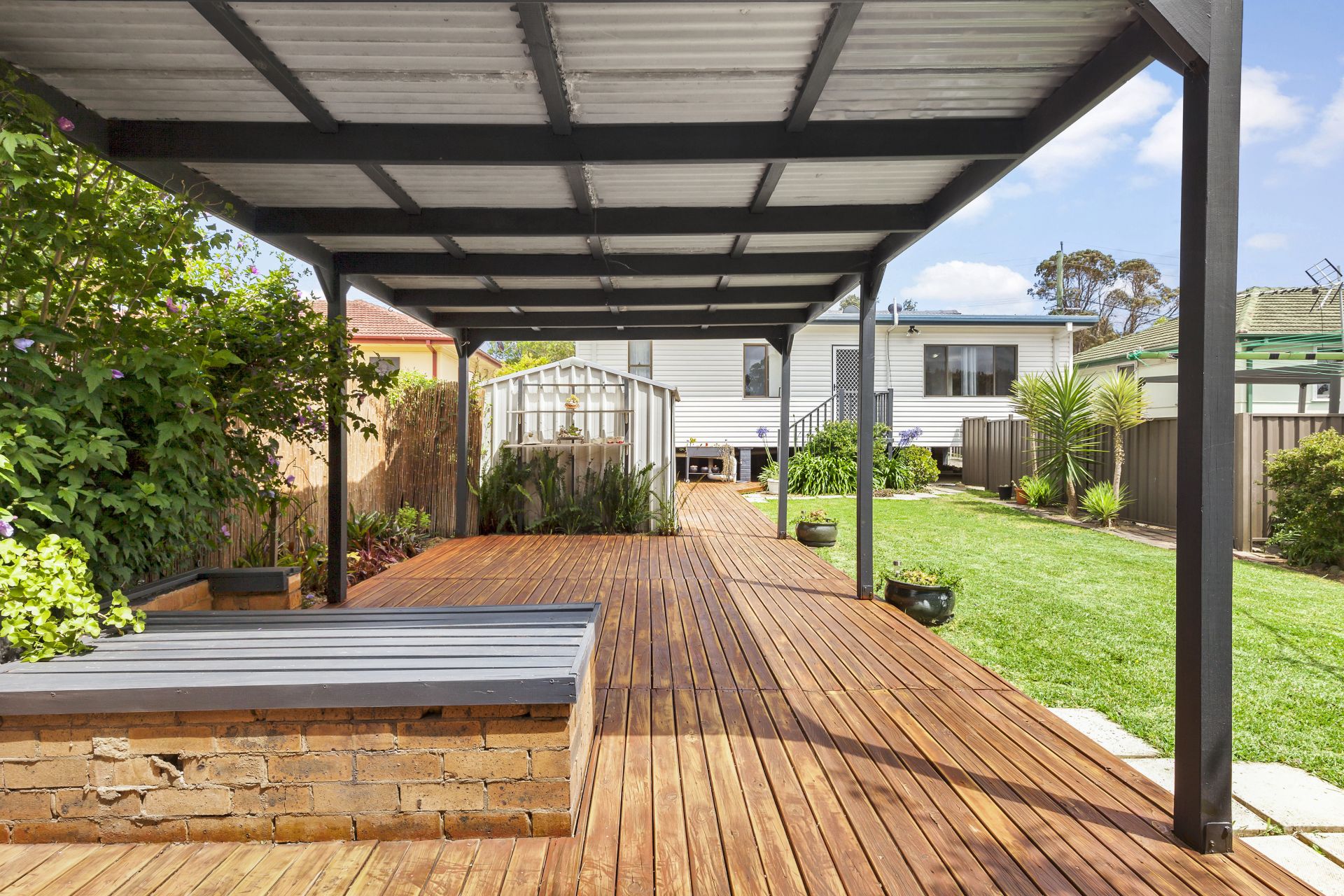 Real Estate For Sale 25 Hogarth Avenue Mount Warrigal , NSW