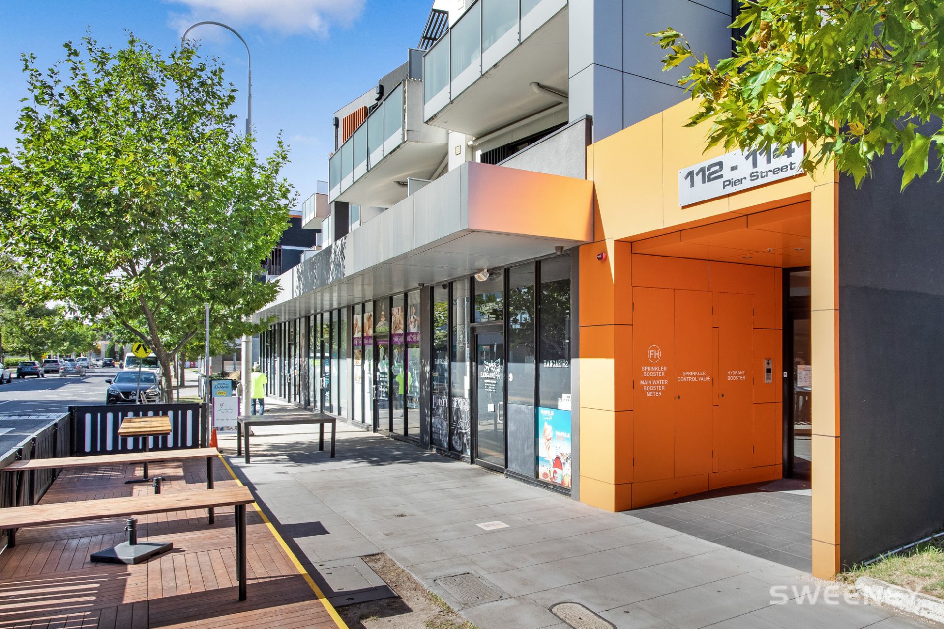 204 /112-114 Pier Street, Altona - Thumbnail 2
